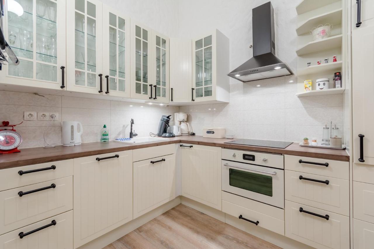 Apartments Villa Kameja Donji Okrug  Szoba fotó