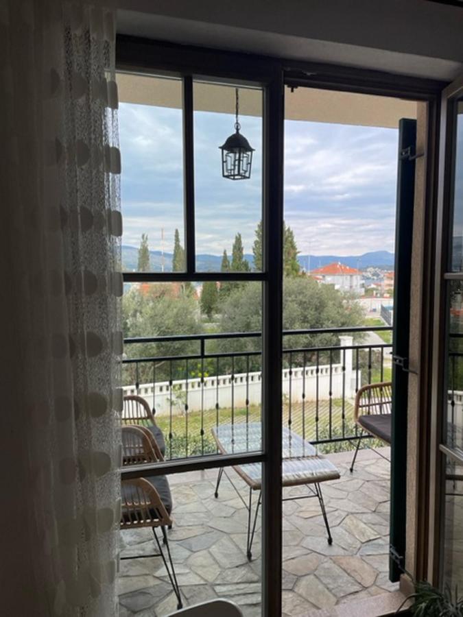 Apartments Villa Kameja Donji Okrug  Kültér fotó